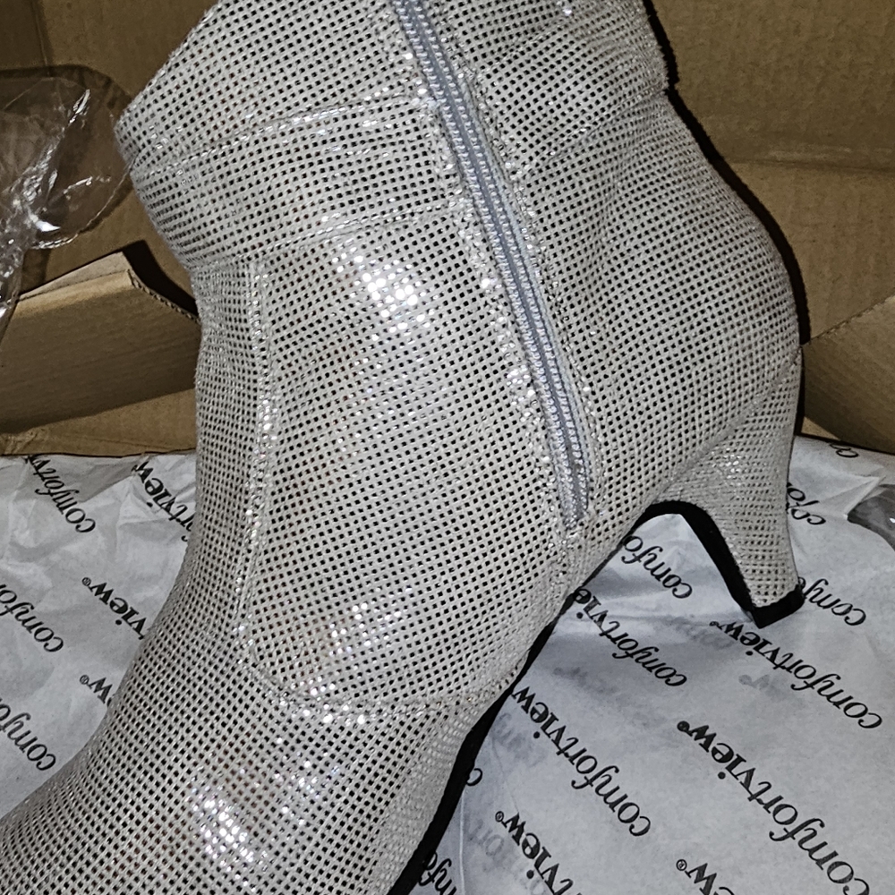 comfortview Silver Sparkle Heeled Ankle Boots